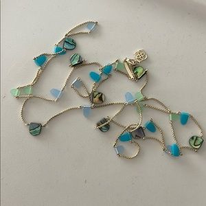 Kendra Scott necklace